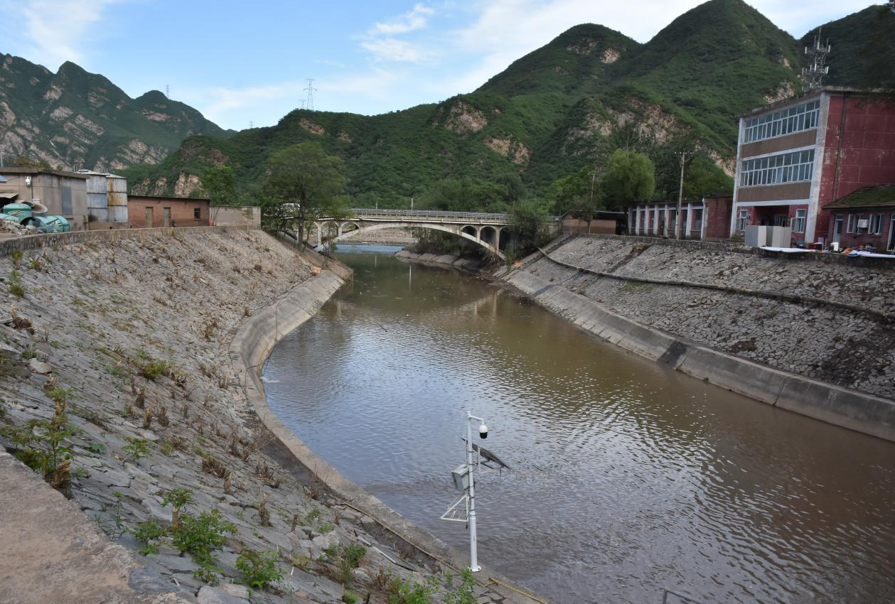 一線傳真| 北京運(yùn)營公司連續(xù)奮戰(zhàn)重建家園